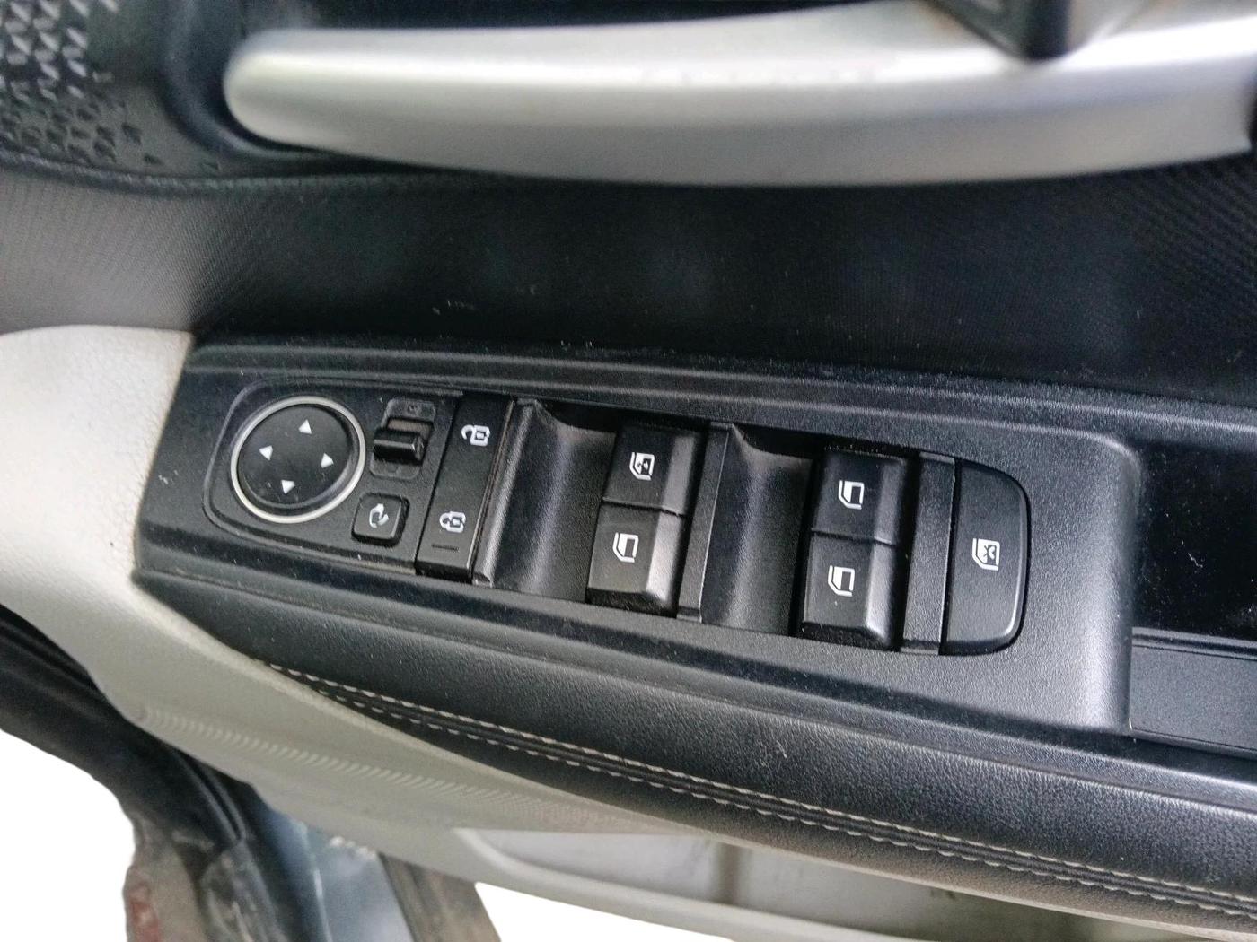 2022 KIA SONET HTX 1.5, Diesel, Manual, 39,443 km, interior