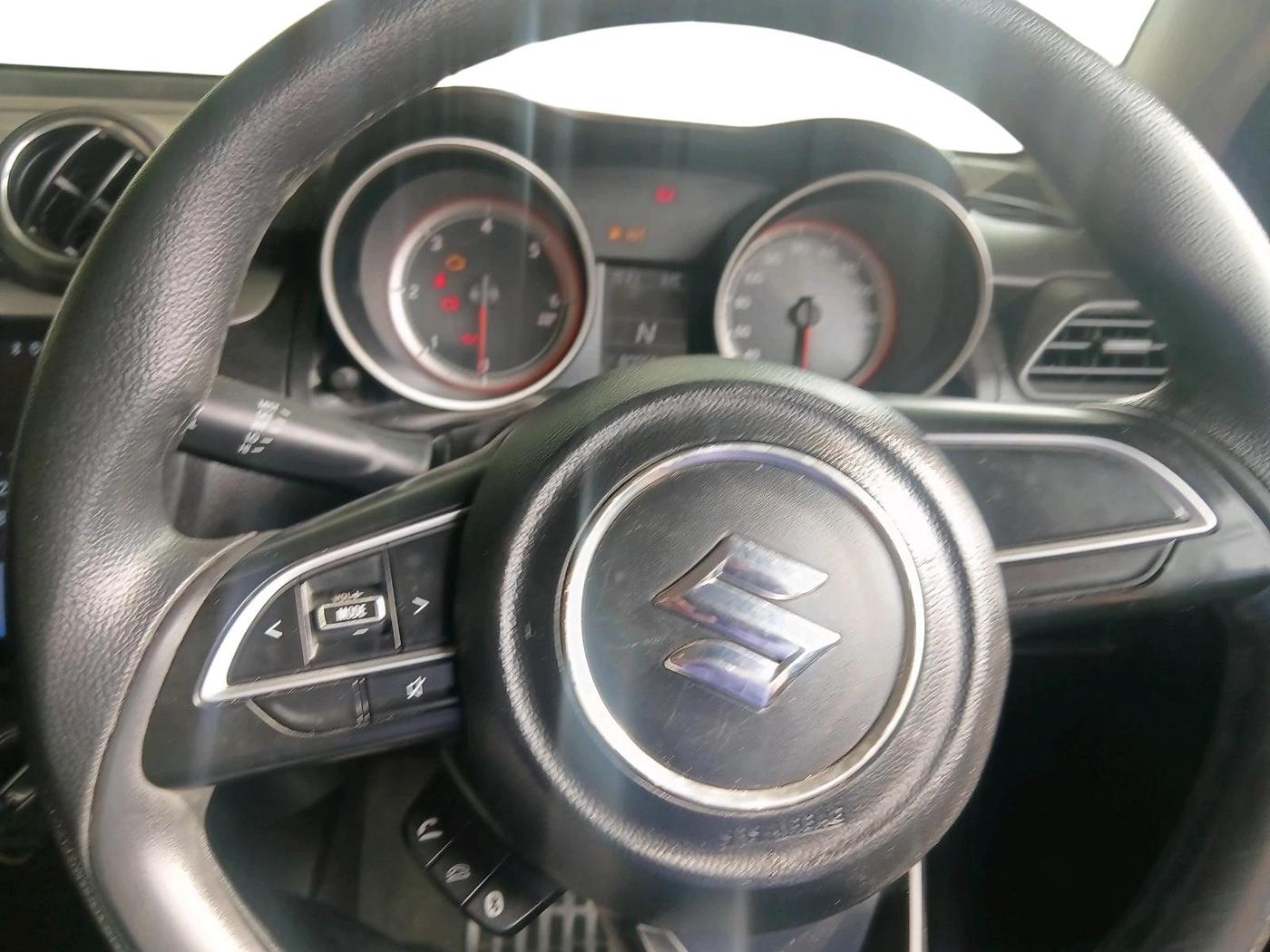 2018 Maruti Swift VDI AMT, Diesel, Automatic, 80,056 km, interior