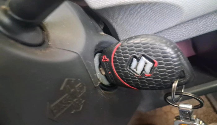 2012 Maruti Wagon R 1.0 VXI, Petrol, Manual, 75,524 km, interior