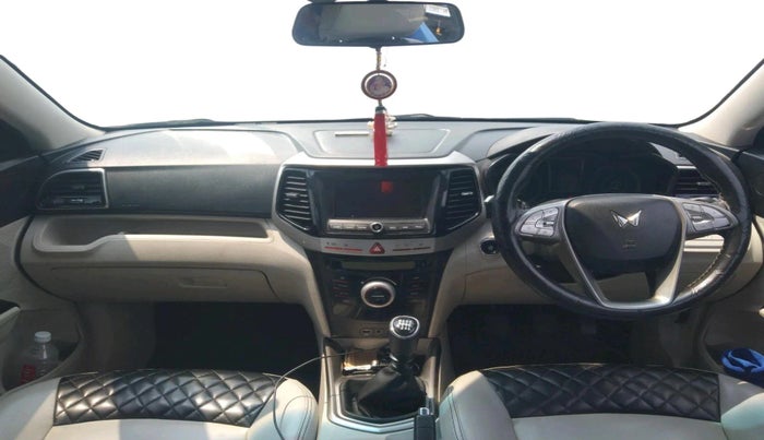 2024 Mahindra XUV300 W8 1.5 DIESEL, Diesel, Manual, 99,108 km, interior