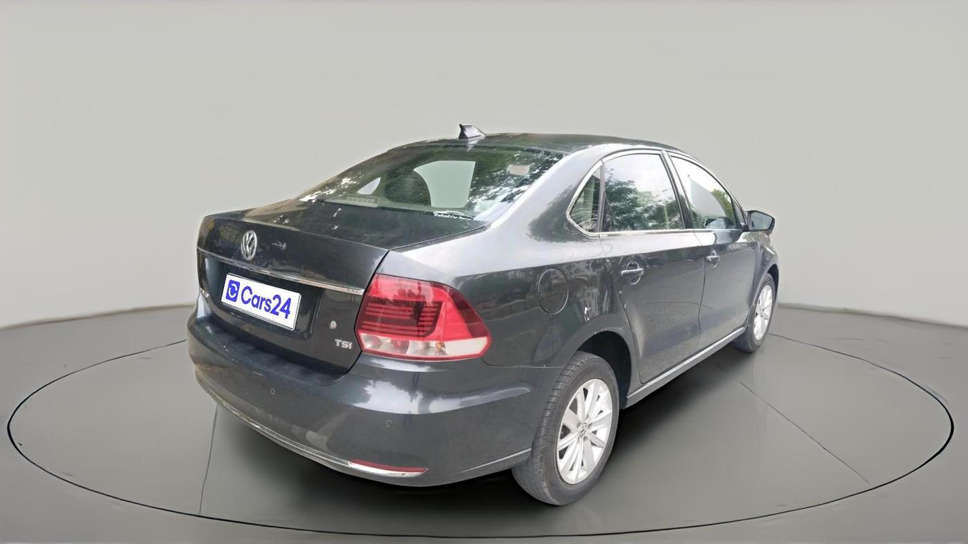 2016 Volkswagen Vento HIGHLINE PETROL AT, Petrol, Automatic, 76,996 km, exterior