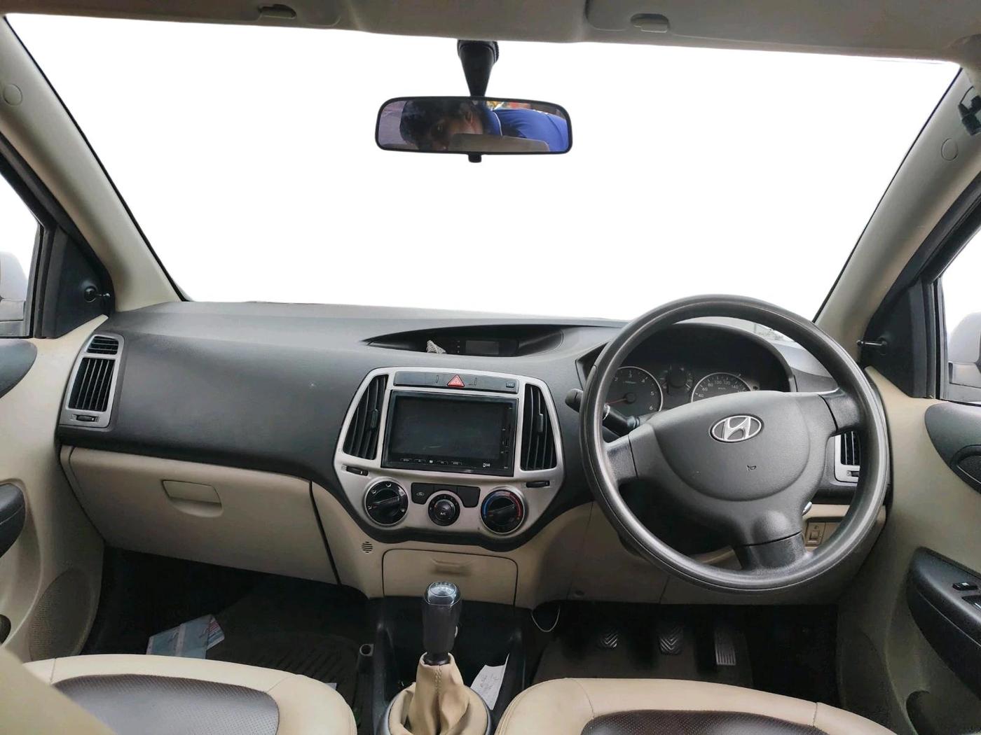 2013 Hyundai i20 MAGNA 1.4 CRDI, Diesel, Manual, 81,565 km, interior