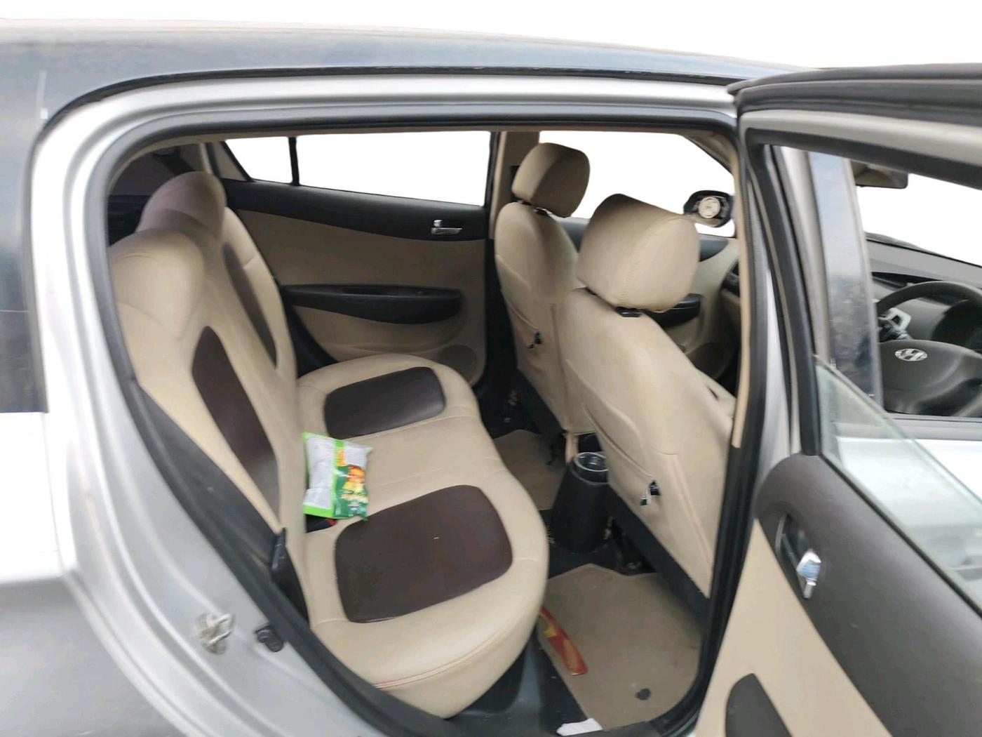 2013 Hyundai i20 MAGNA 1.4 CRDI, Diesel, Manual, 81,565 km, interior