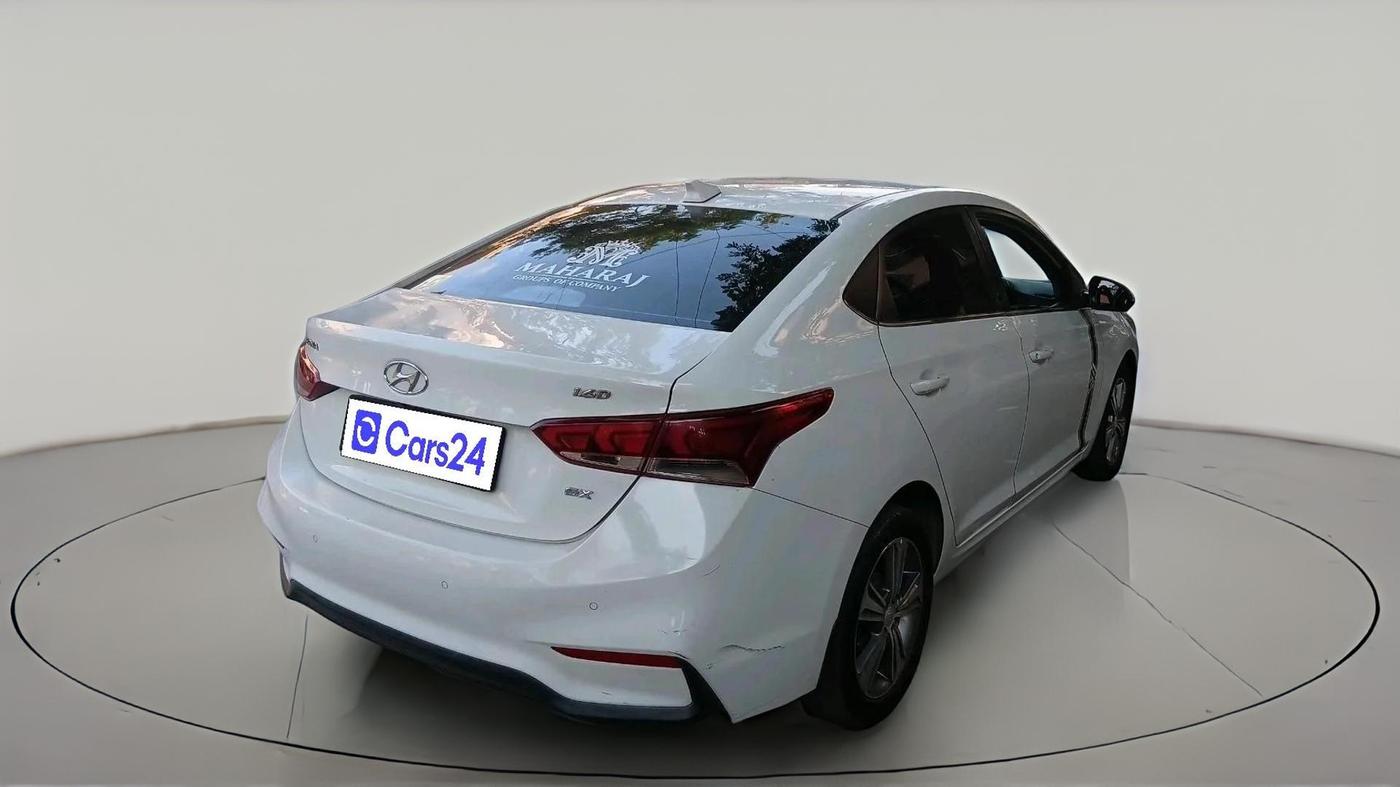 2018 Hyundai Verna 1.6 CRDI SX, Diesel, Manual, 1,03,211 km, exterior