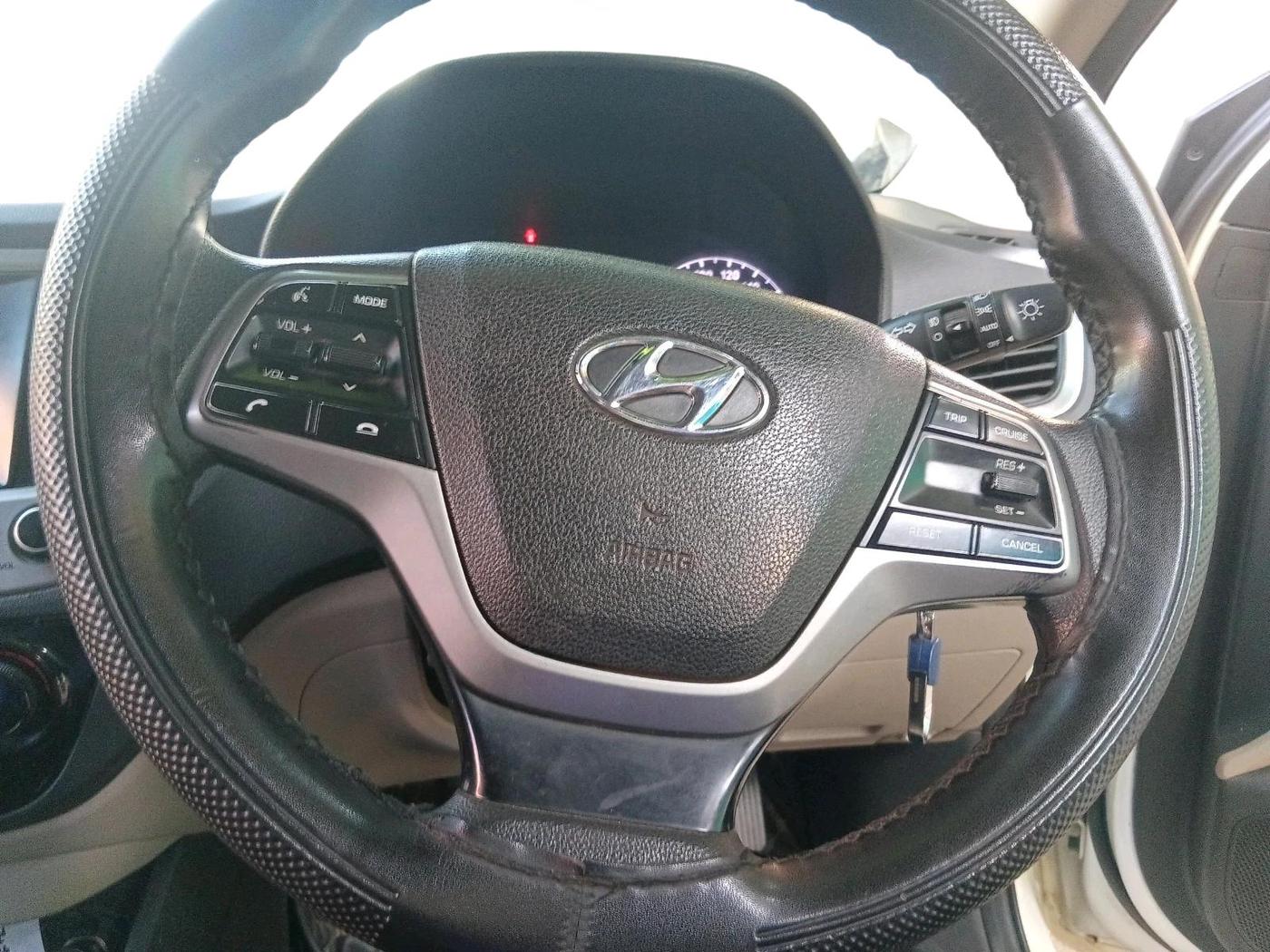 2018 Hyundai Verna 1.6 CRDI SX, Diesel, Manual, 1,03,211 km, interior