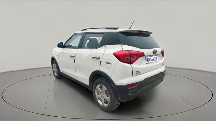 2021 Mahindra XUV300 W6 1.5 DIESEL AMT, Diesel, Automatic, 56,876 km, exterior