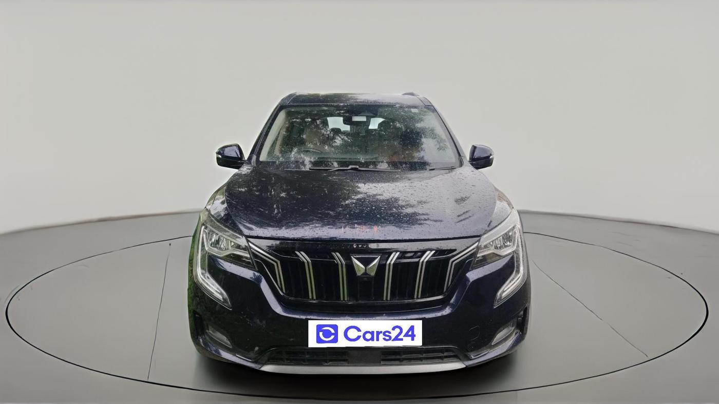 2022 Mahindra XUV700 AX 7 LUXURY D AT 7 STR, Diesel, Automatic, 1,49,236 km, exterior
