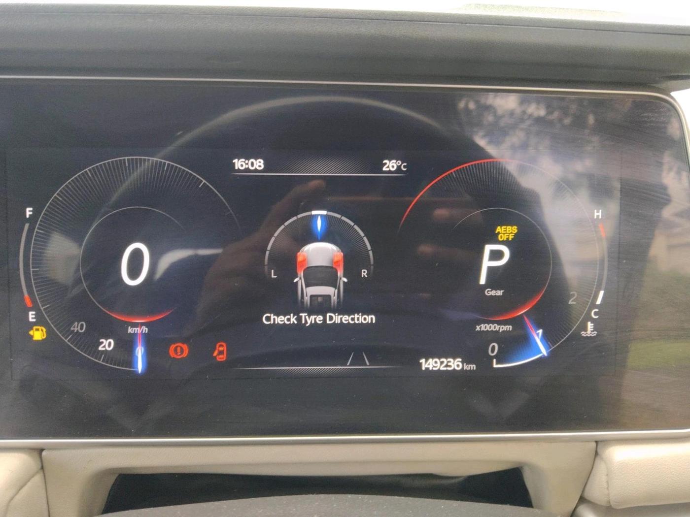 2022 Mahindra XUV700 AX 7 LUXURY D AT 7 STR, Diesel, Automatic, 1,49,236 km, interior
