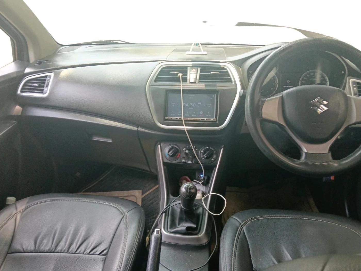 2021 Maruti S Cross SIGMA 1.5, Petrol, Manual, 1,00,457 km, interior