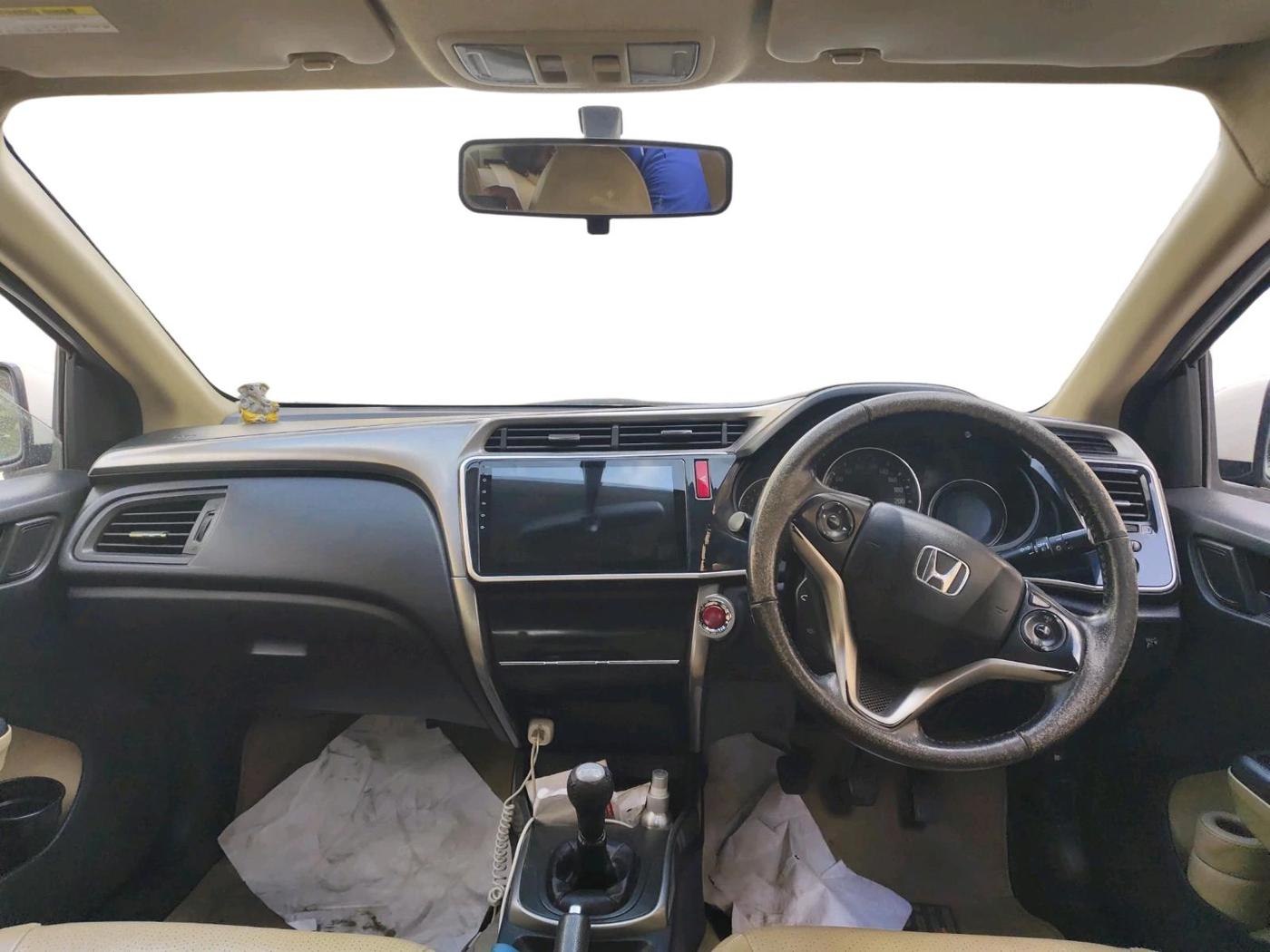 2015 Honda City 1.5L I-VTEC VX, Petrol, Manual, 1,92,934 km, interior
