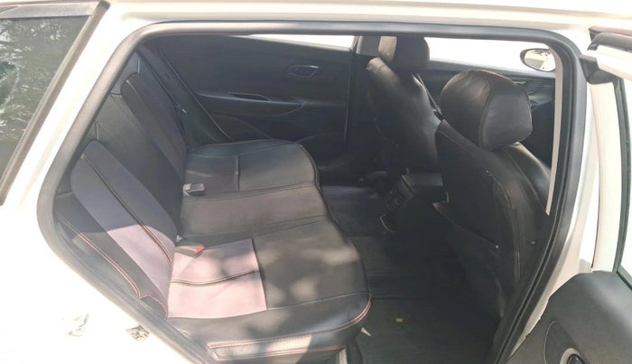 2022 Hyundai NEW I20 MAGNA 1.5 MT, Diesel, Manual, 86,411 km, interior