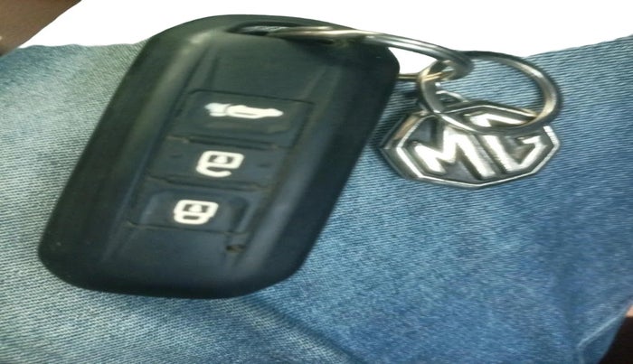 2020 MG HECTOR PLUS SHARP 2.0 DIESEL TURBO MT 6-STR, Diesel, Manual, 59,218 km, interior