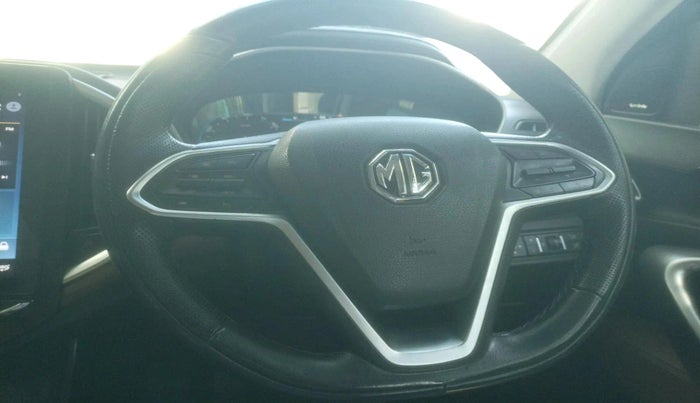 2020 MG HECTOR PLUS SHARP 2.0 DIESEL TURBO MT 6-STR, Diesel, Manual, 59,218 km, interior