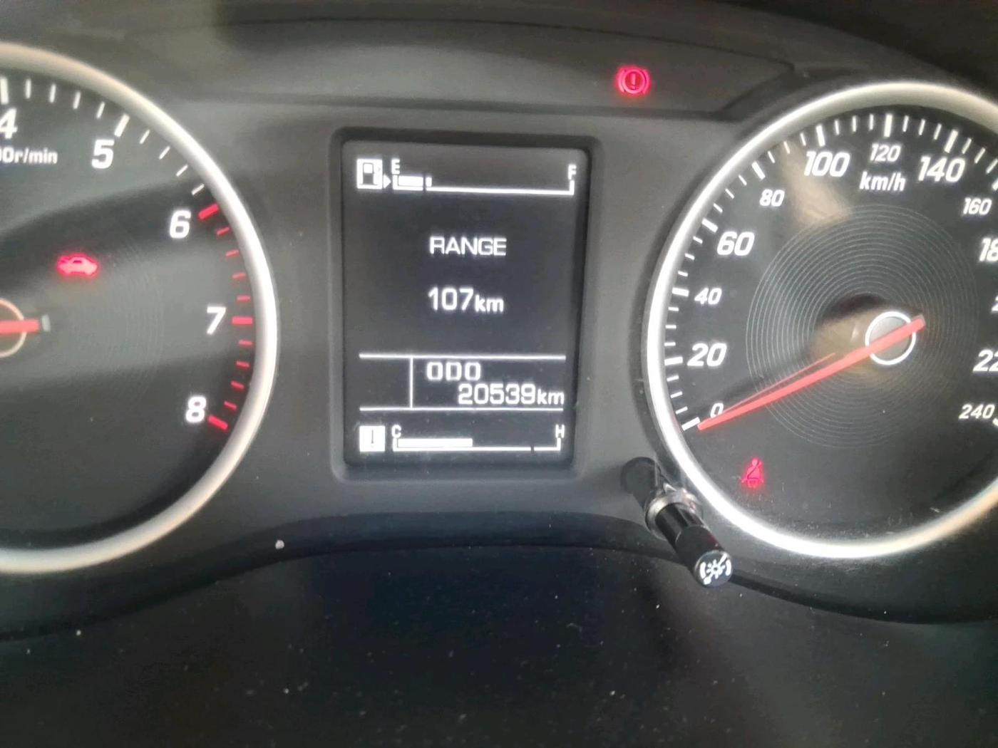 2022 MG HECTOR SMART HYBRID 1.5 PETROL, Petrol, Manual, 20,539 km, interior