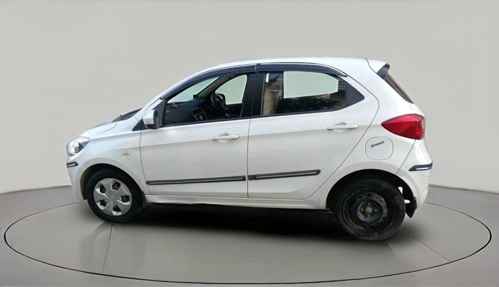 2016 Tata Tiago XT PETROL, Petrol, Manual, 1,25,728 km, exterior