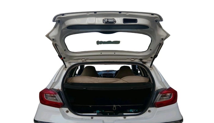 2016 Tata Tiago XT PETROL, Petrol, Manual, 1,25,728 km, exterior