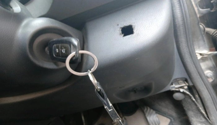 2015 Renault Kwid RXT 0.8, CNG, Manual, 65,000 km, interior