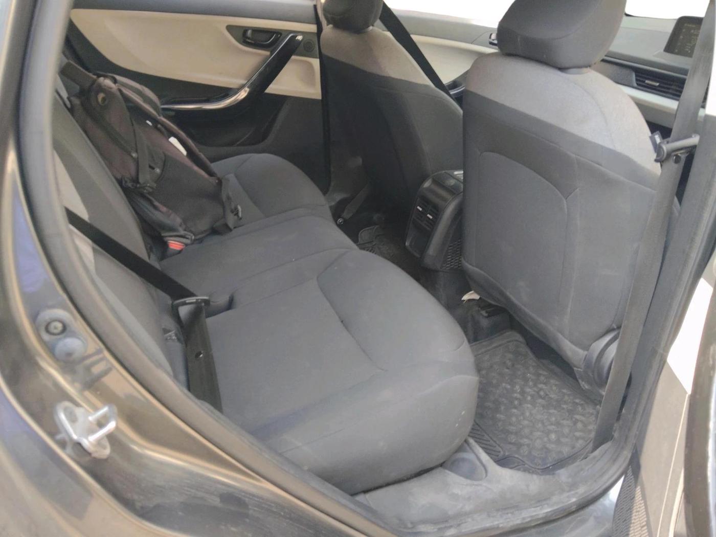 2024 Tata NEXON Pure 1.5 Revotorq 6AMT, Diesel, Automatic, 35,355 km, interior