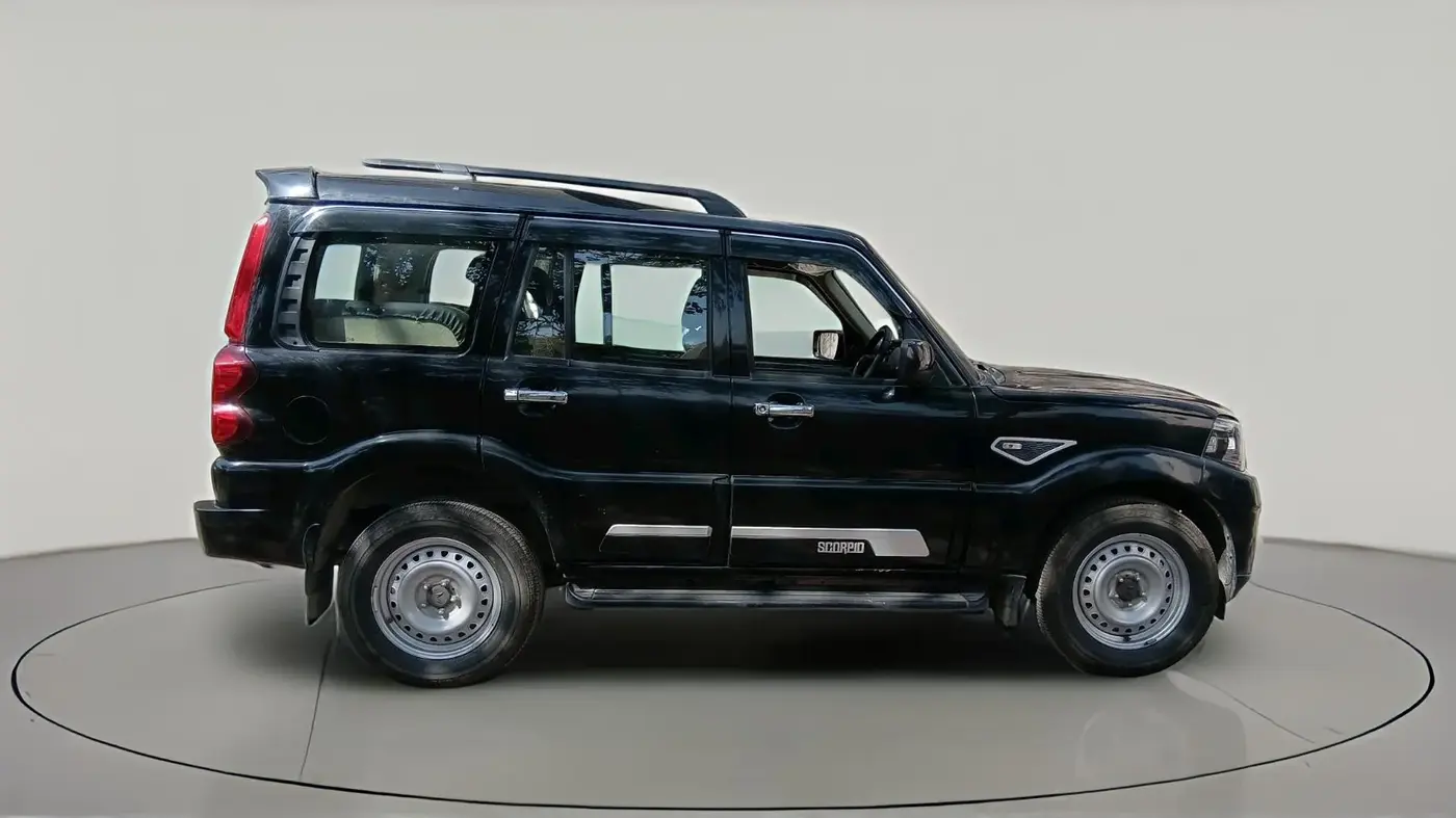 2024 Mahindra SCORPIO CLASSIC S 9STR, Diesel, Manual, 19,862 km, exterior