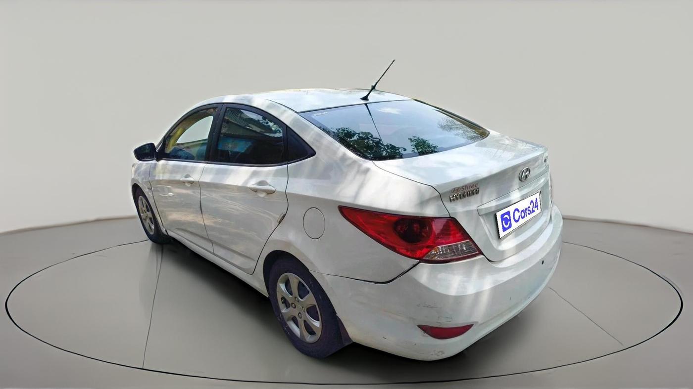 2011 Hyundai Verna FLUIDIC 1.4 VTVT, Petrol, Manual, 98,900 km, exterior