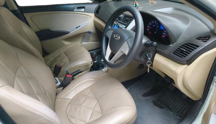 2011 Hyundai Verna FLUIDIC 1.4 VTVT, Petrol, Manual, 98,900 km, interior