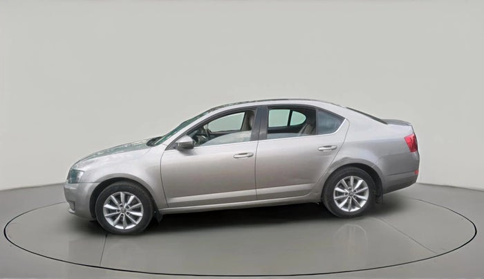 2016 Skoda Octavia STYLE PLUS AT 1.8 TSI, Petrol, Automatic, 1,22,843 km, exterior