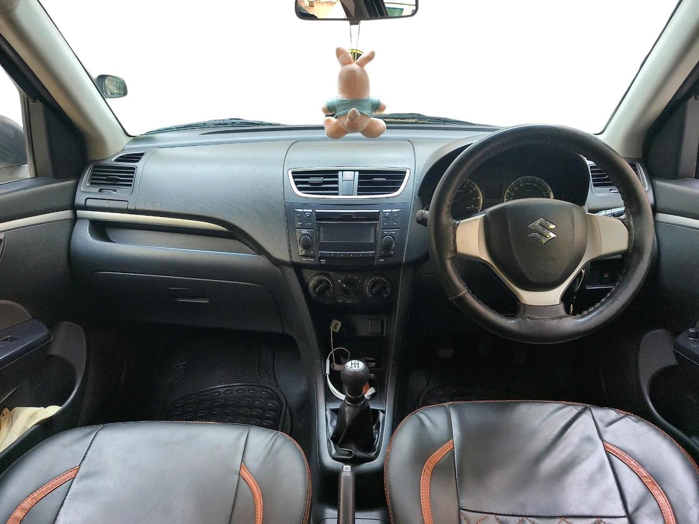 2016 Maruti Swift VXI, Petrol, Manual, 82,431 km, interior