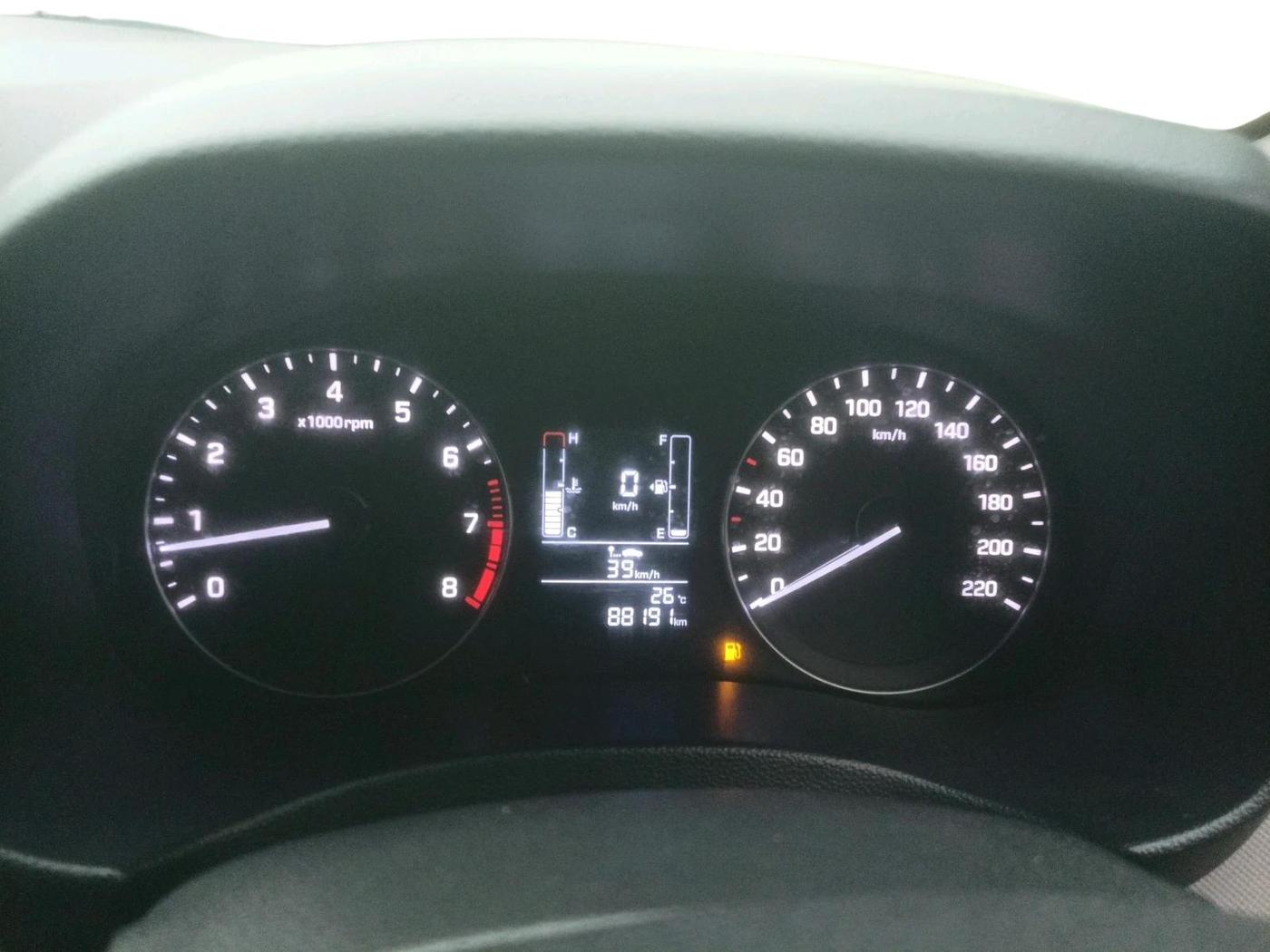 2017 Hyundai Creta SX PLUS 1.6 PETROL, Petrol, Manual, 88,191 km, interior