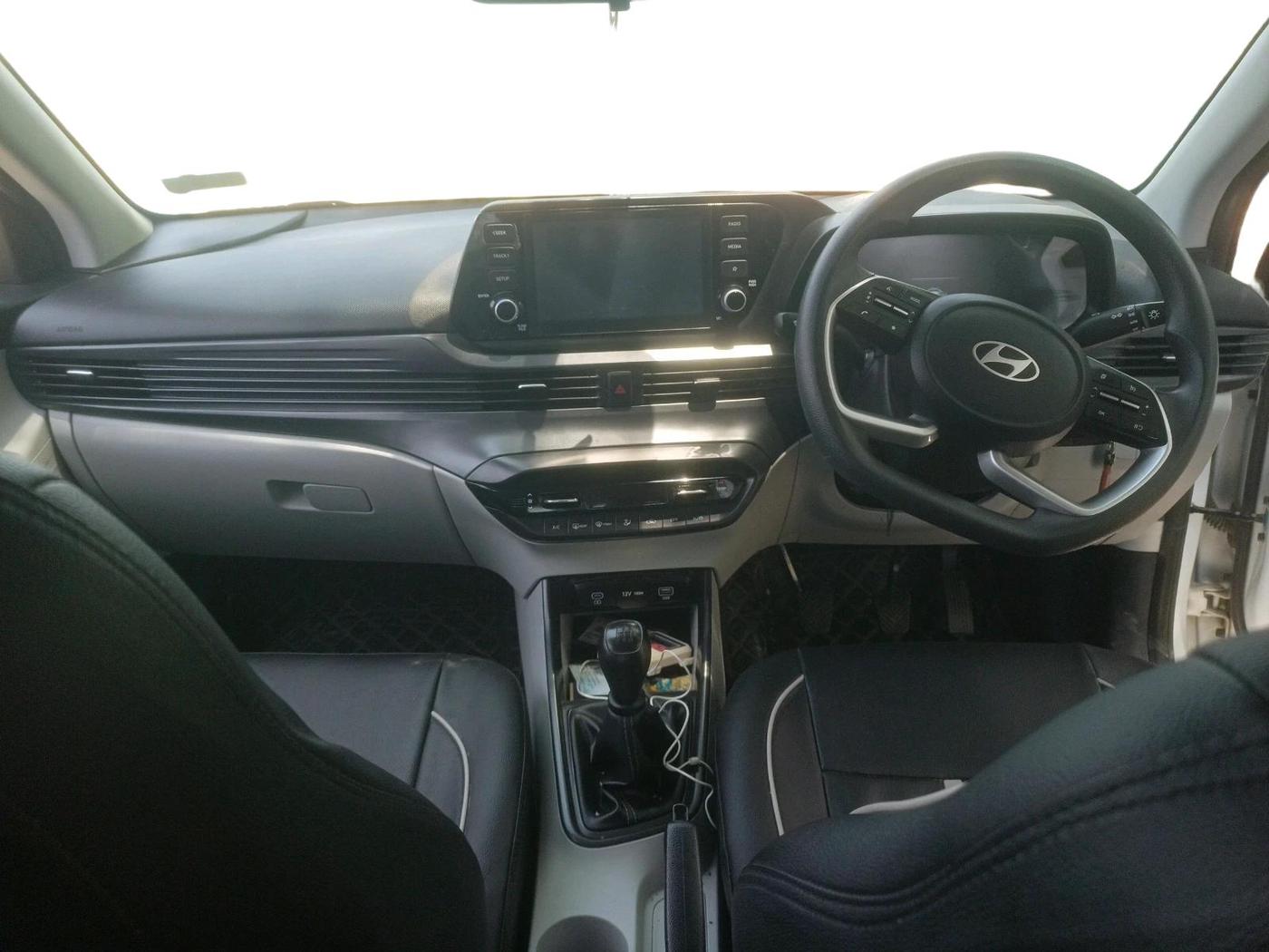 2024 Hyundai NEW I20 SPORTZ 1.2 MT, Petrol, Manual, 35,000 km, interior