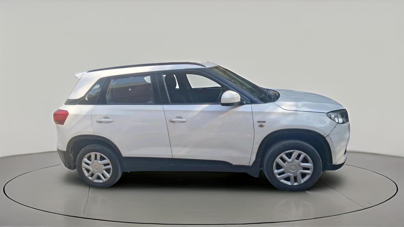 2016 Maruti Vitara Brezza VDI, Diesel, Manual, 1,62,582 km, exterior