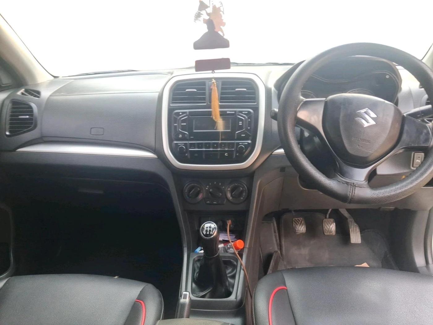 2016 Maruti Vitara Brezza VDI, Diesel, Manual, 1,62,582 km, interior
