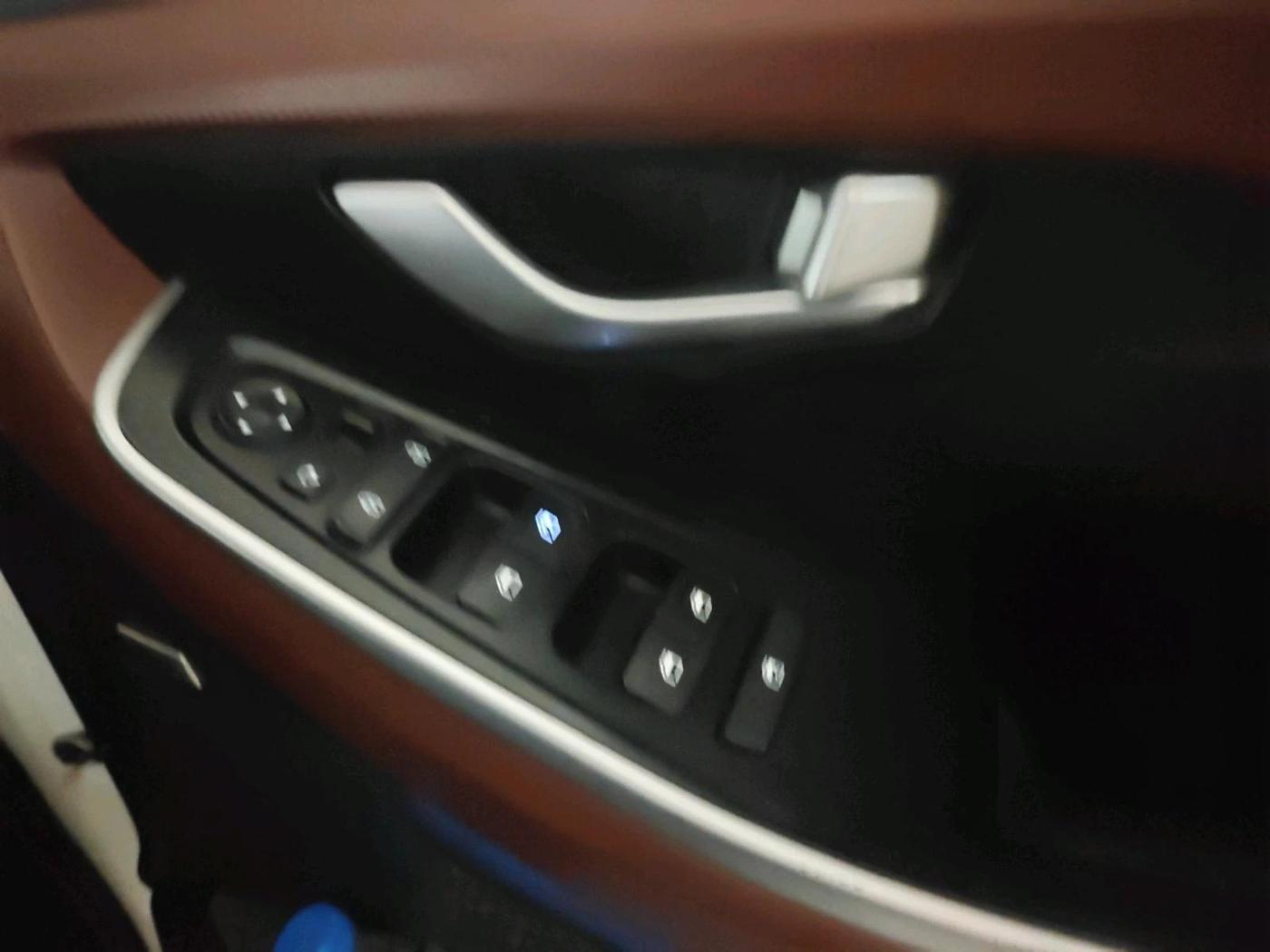2022 Hyundai ALCAZAR PLATINUM 1.5 MT 7STR, Diesel, Manual, 97,489 km, interior
