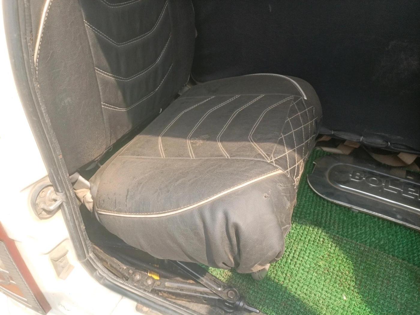 2018 Mahindra Bolero POWER PLUS SLX, Diesel, Manual, 1,66,532 km, interior