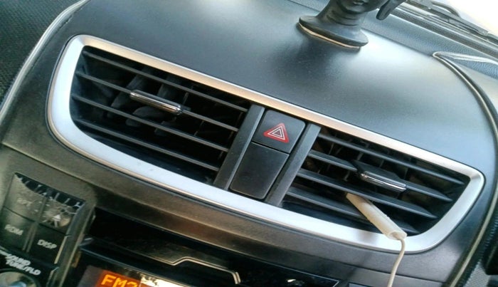 2014 Maruti Swift VXI, Petrol, Manual, 1,41,517 km, interior