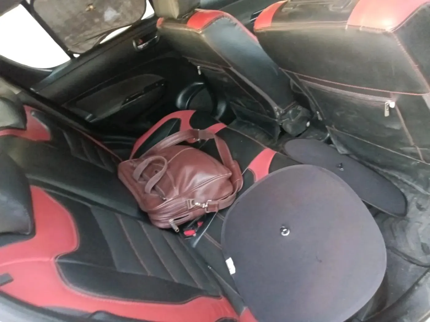 2014 Maruti Swift VXI, Petrol, Manual, 1,41,517 km, interior