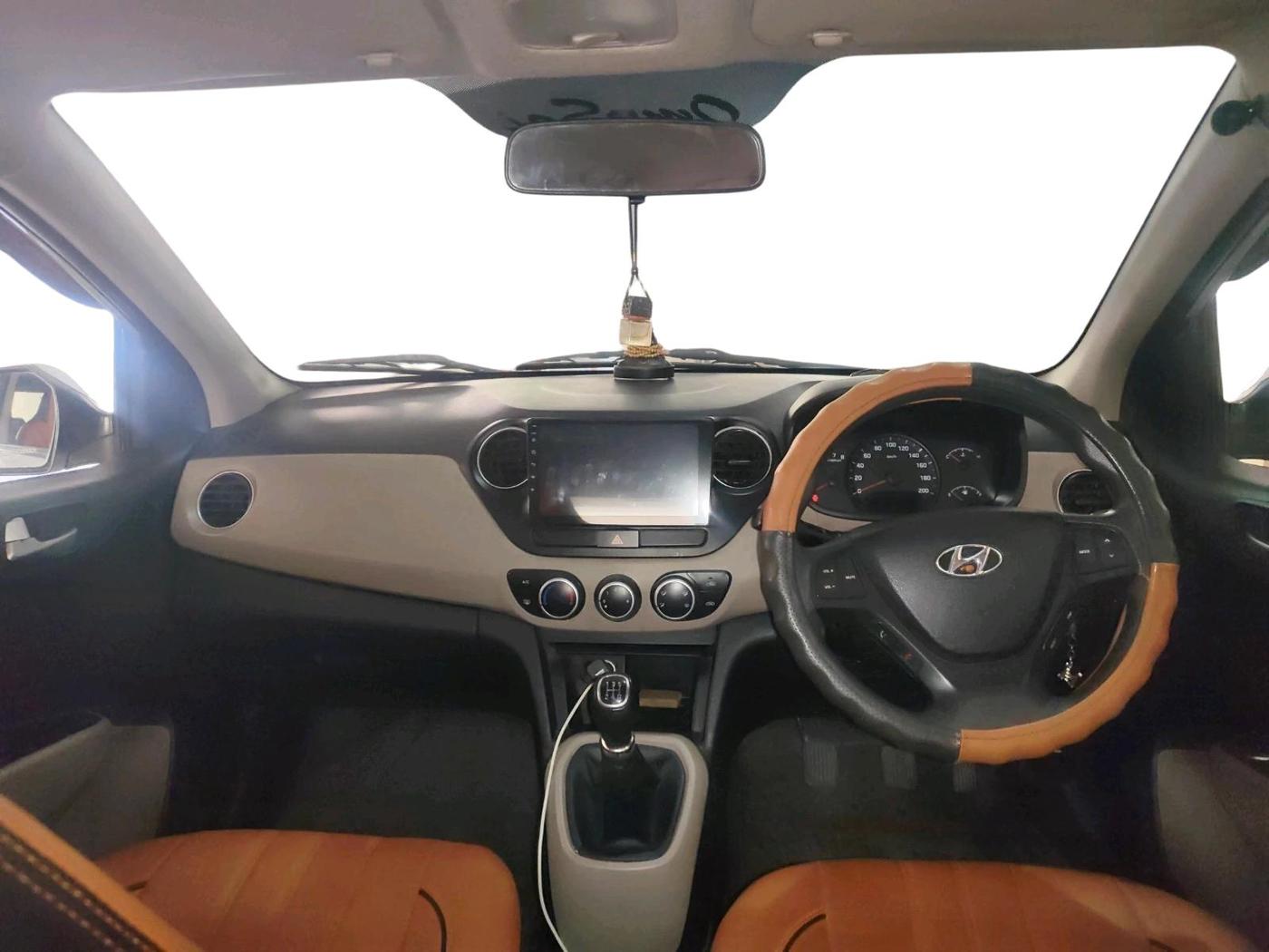 2015 Hyundai Xcent S (O) 1.2, Petrol, Manual, 91,354 km, interior