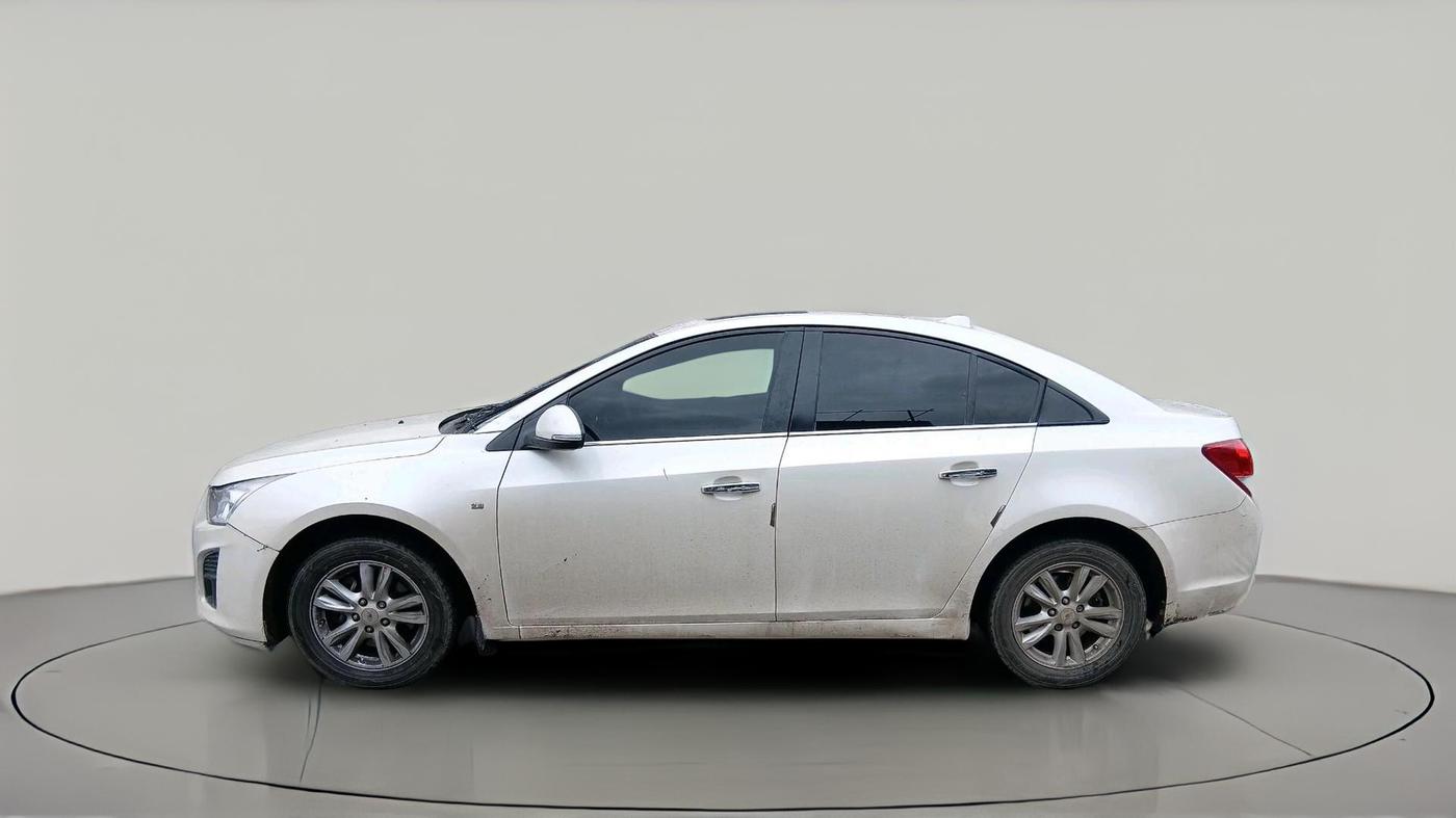2015 Chevrolet Cruze LTZ, Diesel, Manual, 83,830 km, exterior