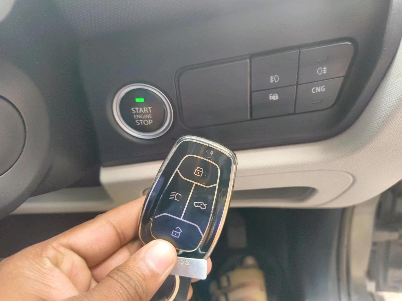 2023 Tata ALTROZ XZ PLUS SUNROOF CNG, CNG, Manual, 27,900 km, interior