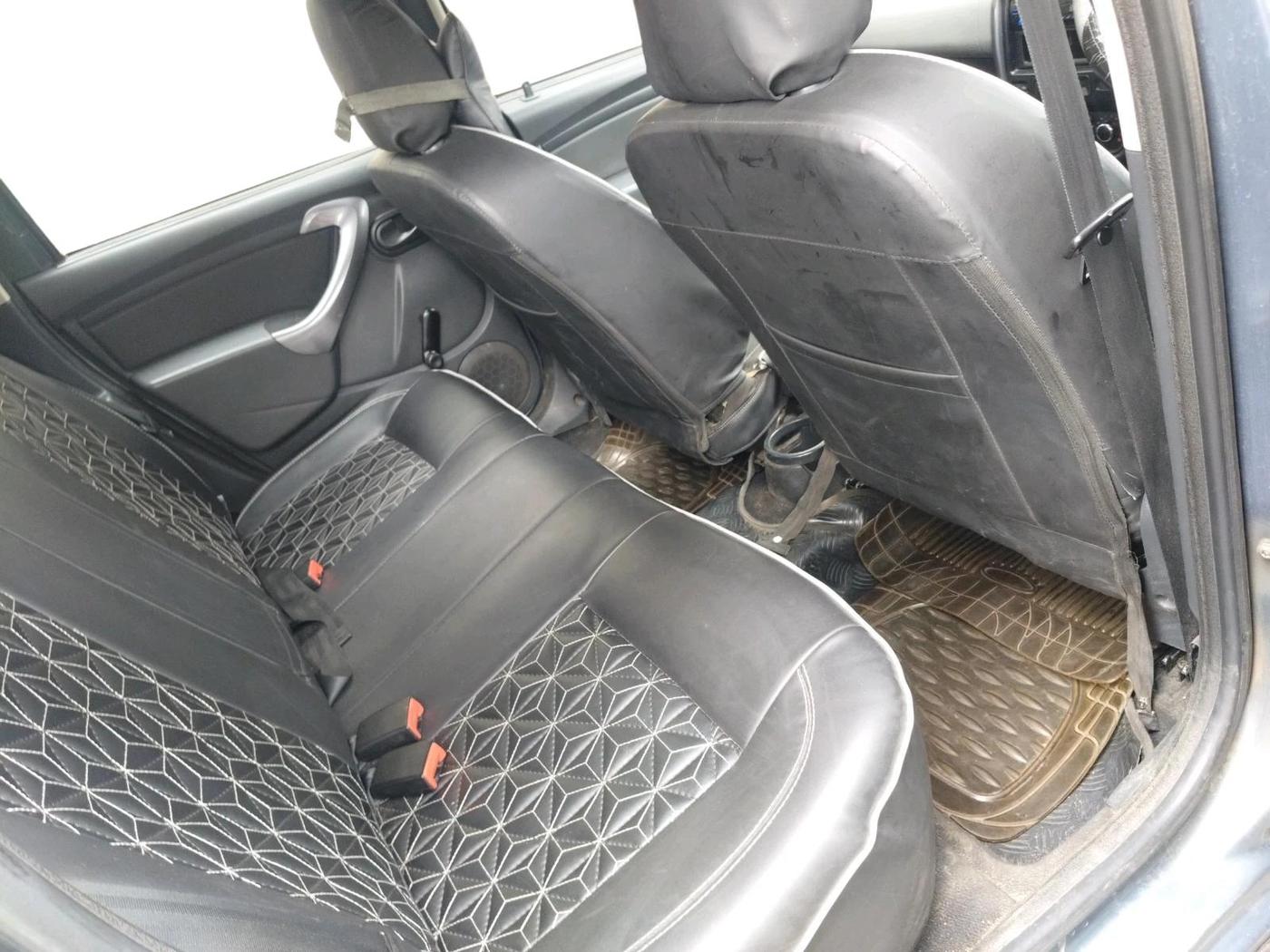 2014 Renault Duster 85 PS RXE DIESEL, Diesel, Manual, 1,32,342 km, interior