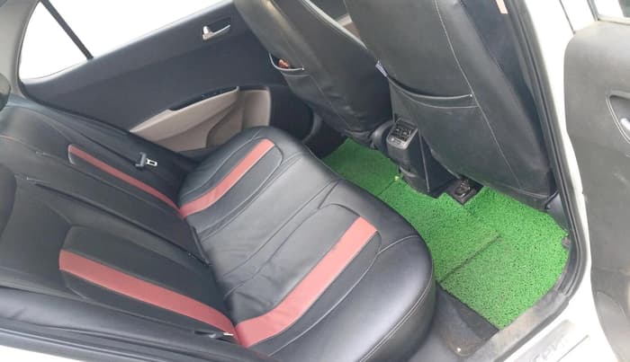 2016 Hyundai Xcent S 1.2, Petrol, Manual, 68,264 km, interior