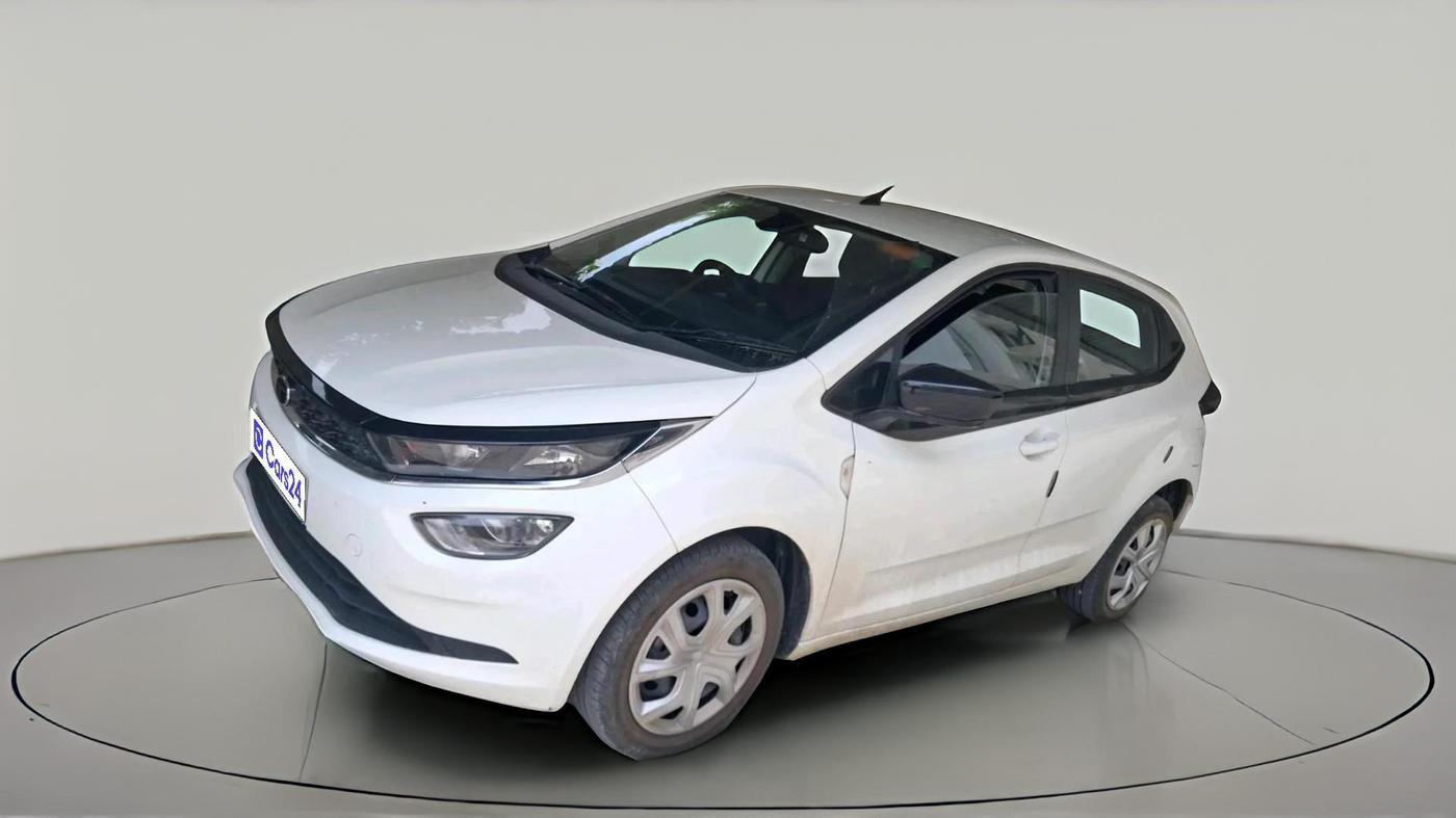 2023 Tata ALTROZ XT DIESEL, Diesel, Manual, 18,205 km, exterior