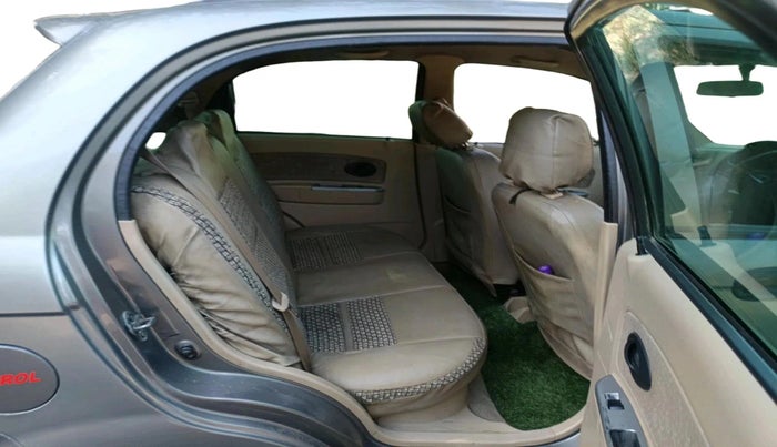 2011 Chevrolet Spark LT 1.0, Petrol, Manual, 86,856 km, interior