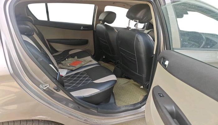 2013 Hyundai i20 ASTA 1.2, Petrol, Manual, 61,922 km, interior