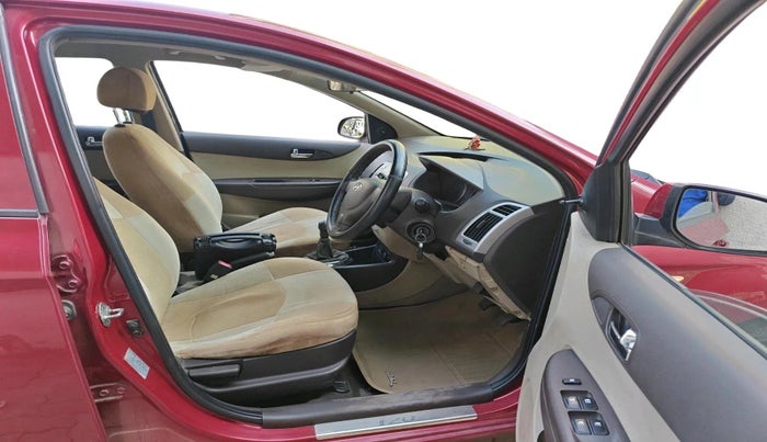 2011 Hyundai i20 MAGNA 1.2, Petrol, Manual, 62,607 km, interior