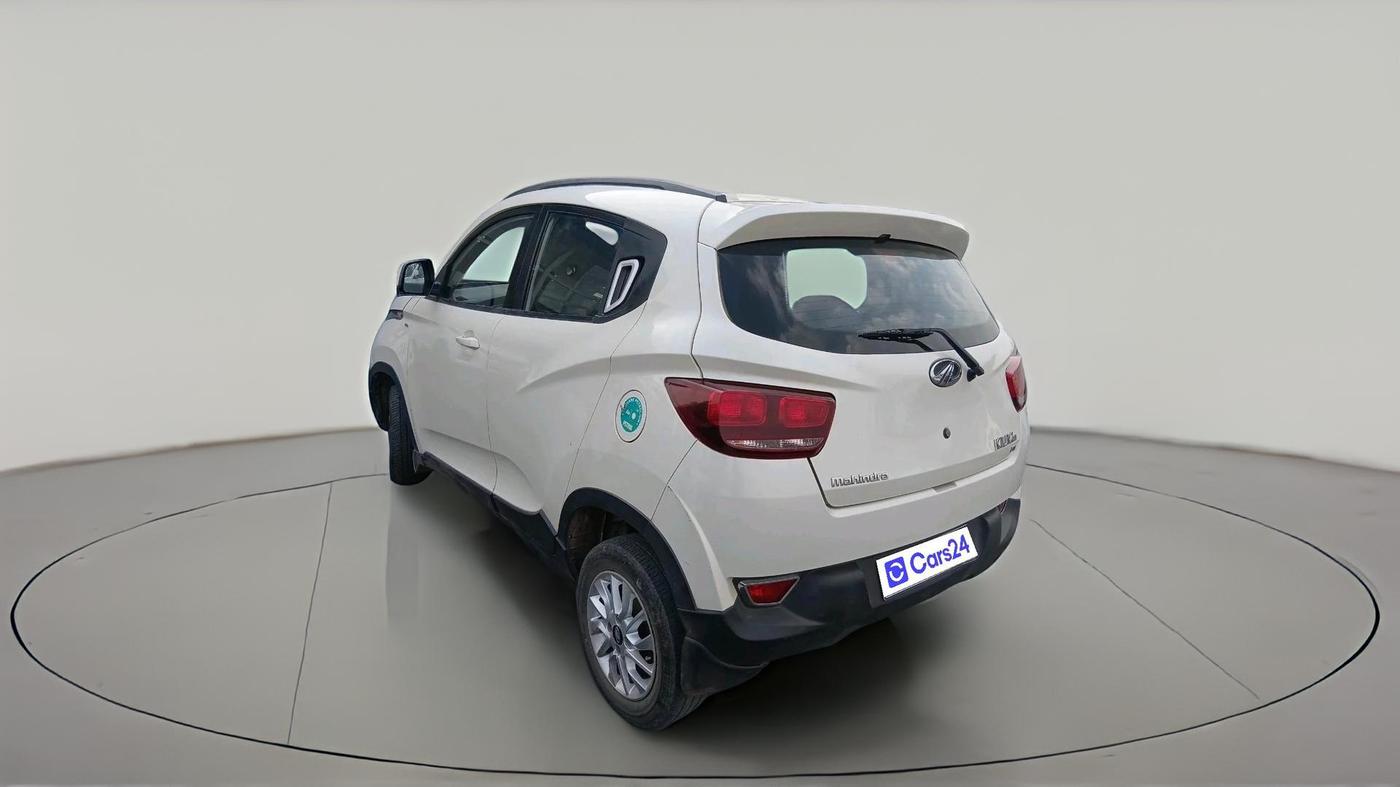 2016 Mahindra Kuv100 K8 6 STR, Petrol, Manual, 1,13,416 km, exterior