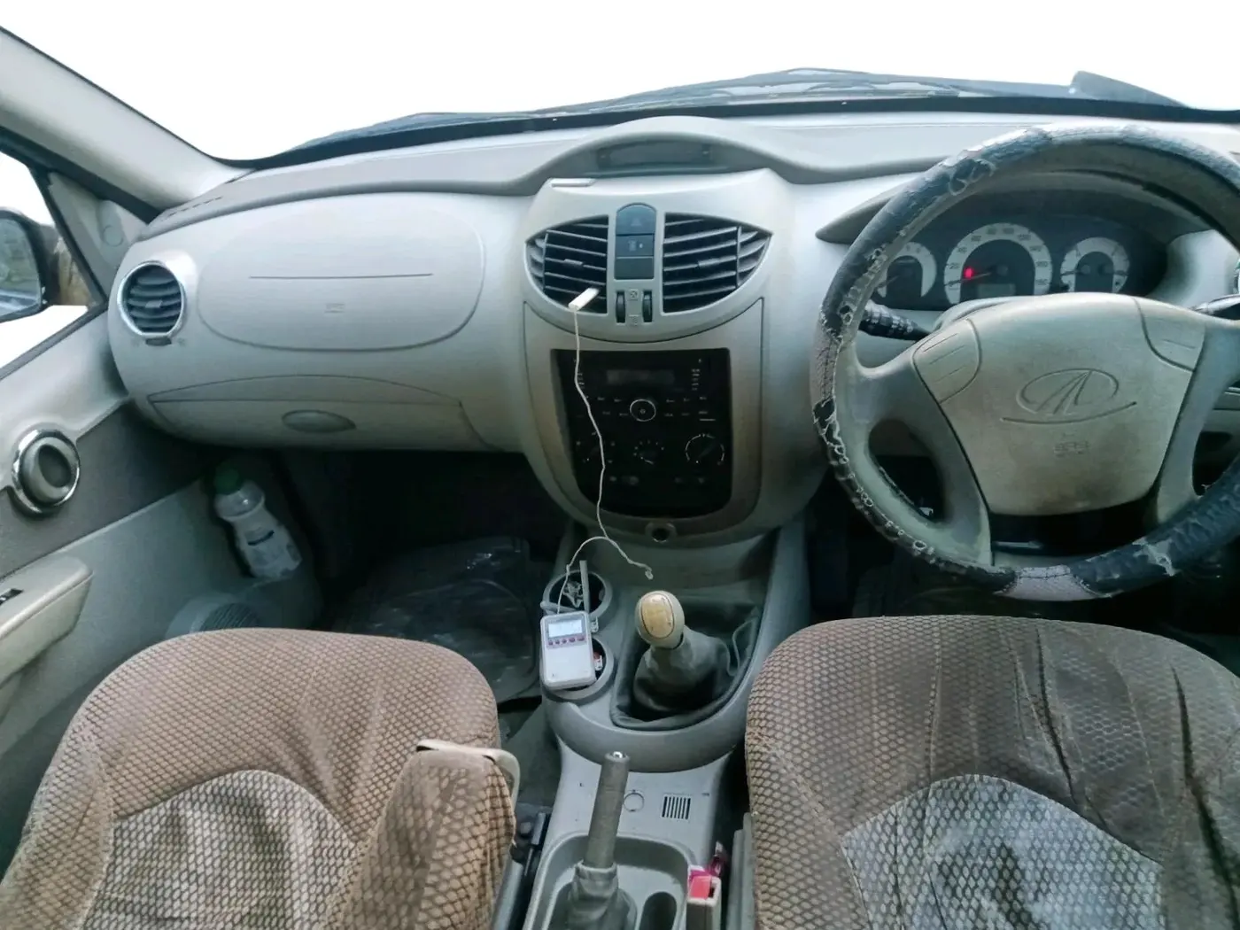 2012 Mahindra Quanto C8, Diesel, Manual, 1,66,505 km, interior