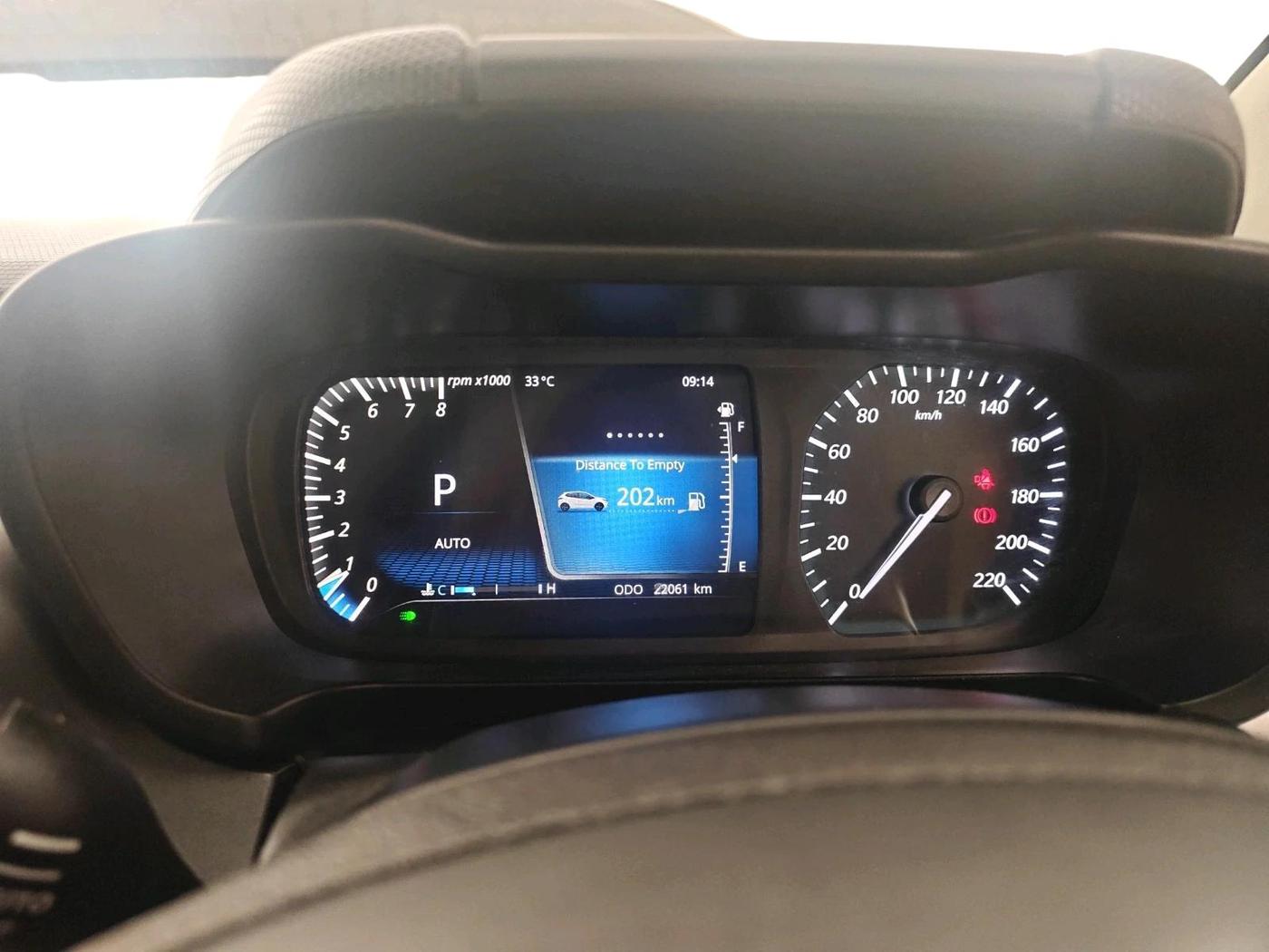 2024 Tata ALTROZ XZA, Petrol, Automatic, 22,061 km, interior