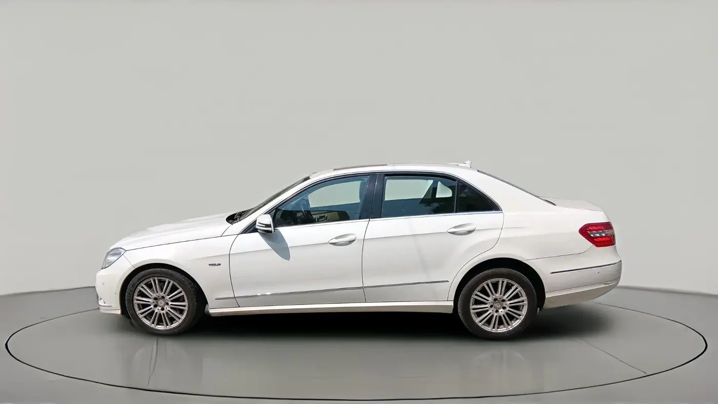 2010 Mercedes Benz E Class E 250 CDI ELEGANCE, Diesel, Automatic, 83,948 km, exterior