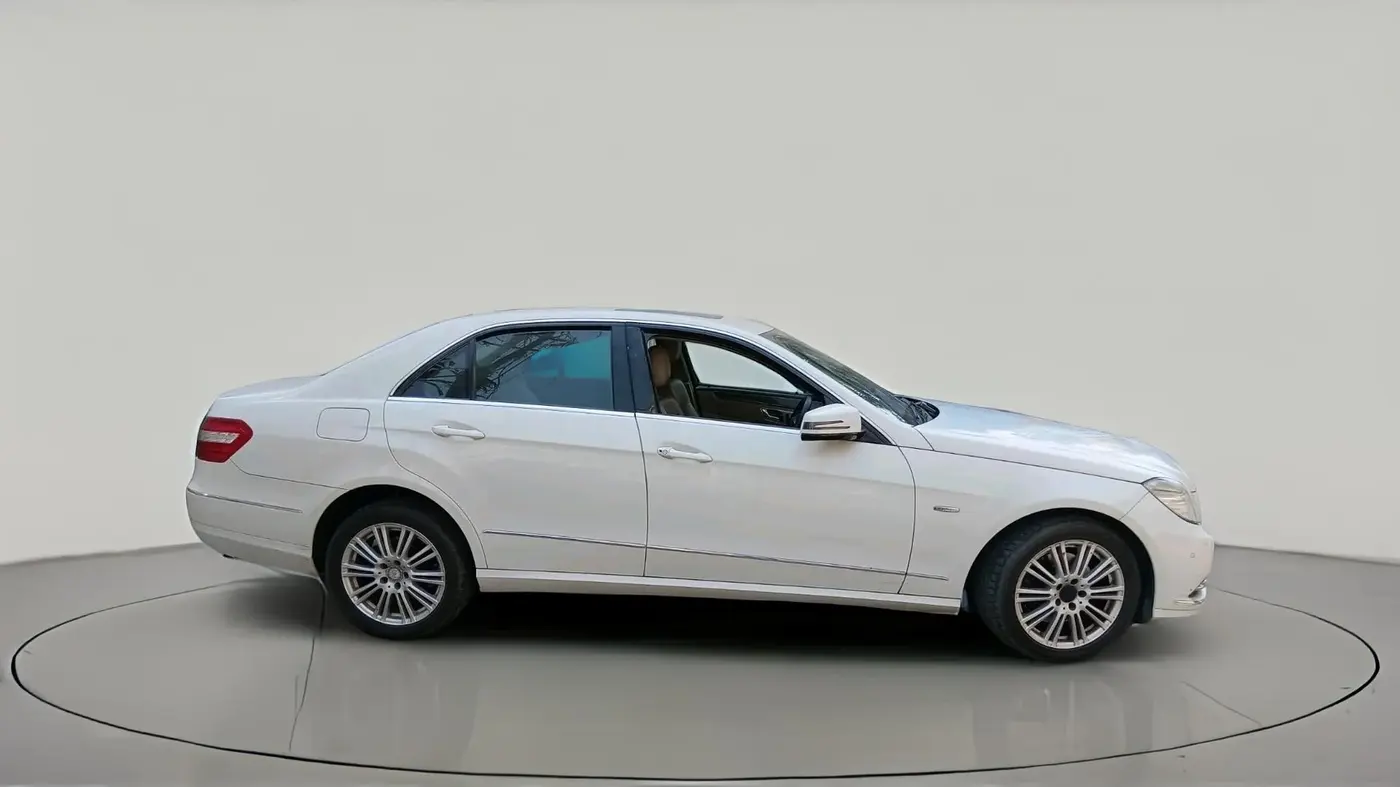 2010 Mercedes Benz E Class E 250 CDI ELEGANCE, Diesel, Automatic, 83,948 km, exterior