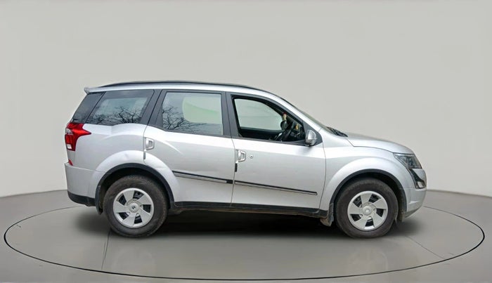 2021 Mahindra XUV500 W7, Diesel, Manual, 1,04,254 km, exterior